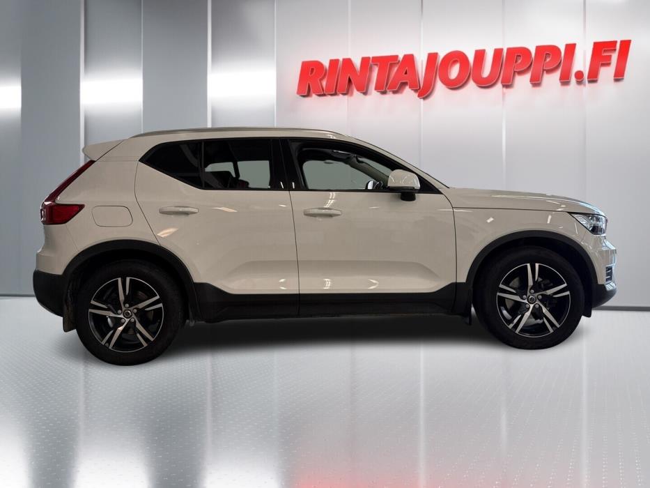 VOLVO XC40 2018