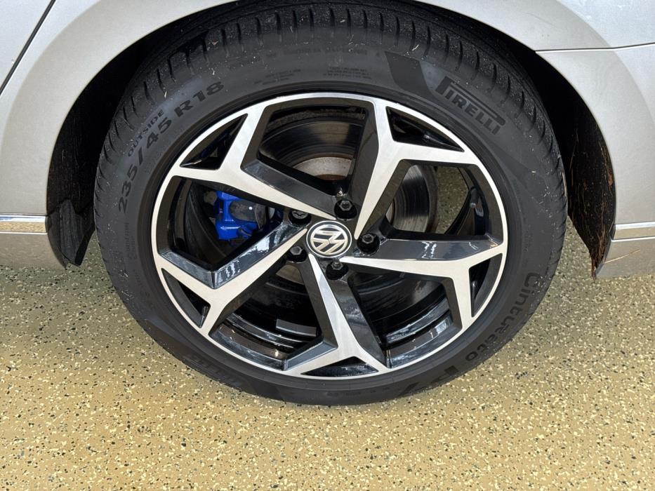 VOLKSWAGEN Passat 2020