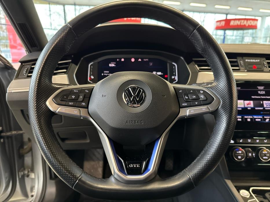 VOLKSWAGEN Passat 2020