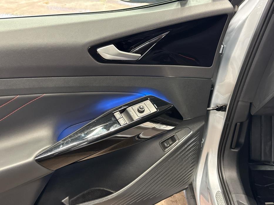 VOLKSWAGEN ID.4 2023