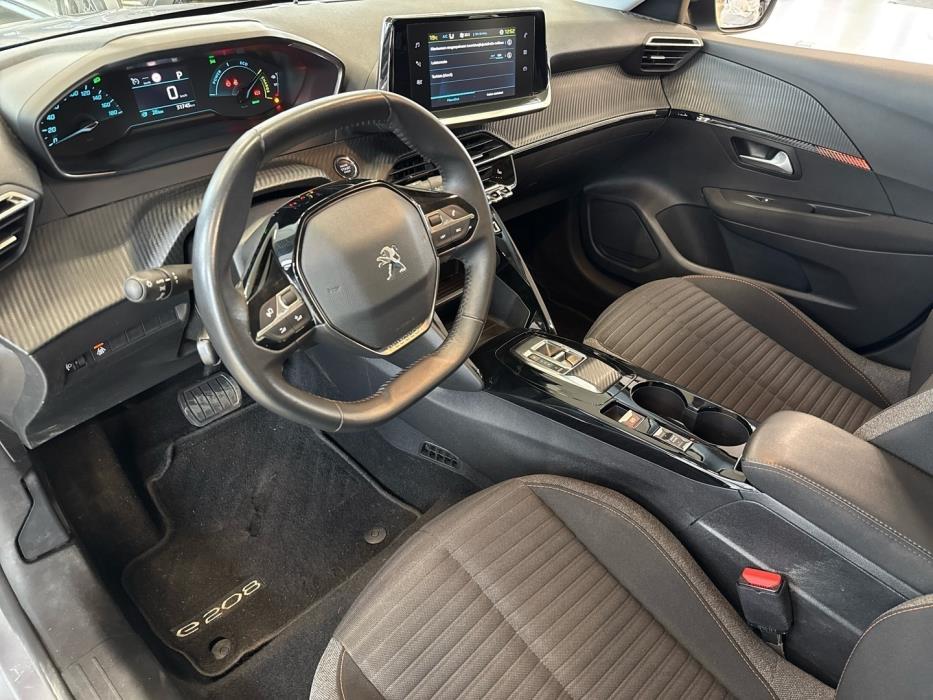 PEUGEOT e-208 2022