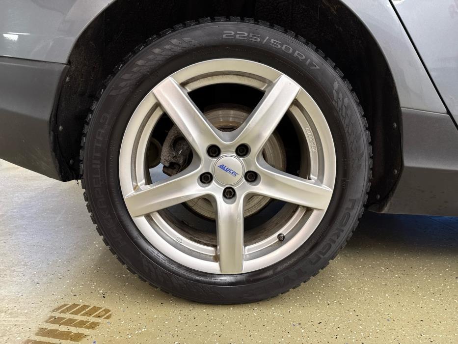 VOLVO V40 Cross Country 2018