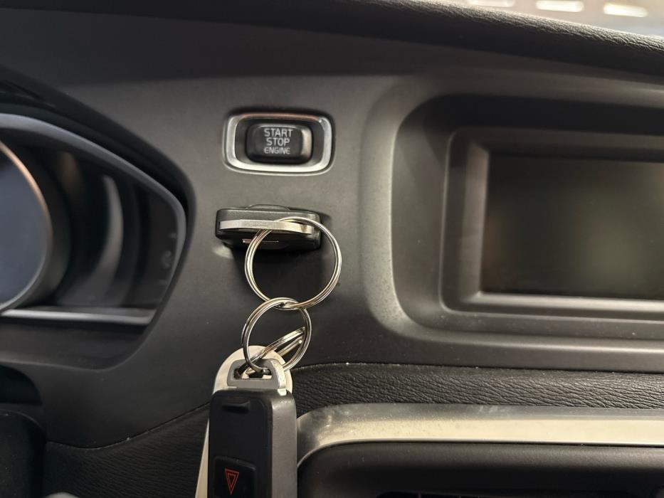 VOLVO V40 Cross Country 2018