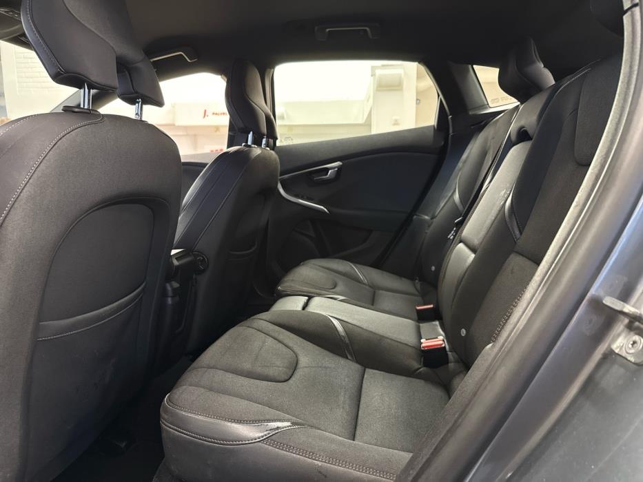 VOLVO V40 Cross Country 2018