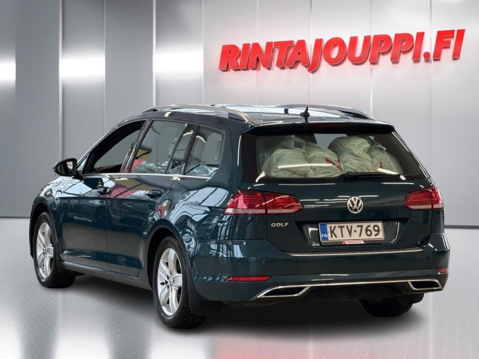 VOLKSWAGEN Golf 2018