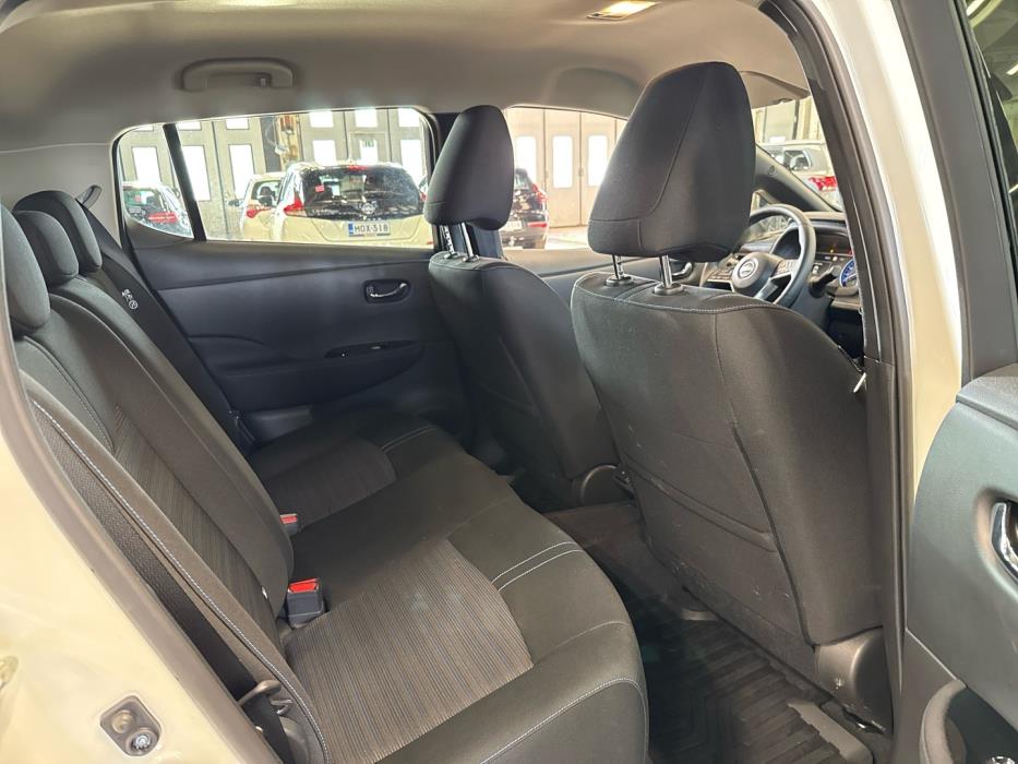 NISSAN Leaf 2023