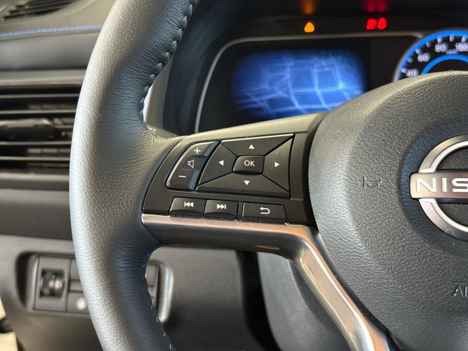 NISSAN Leaf 2023