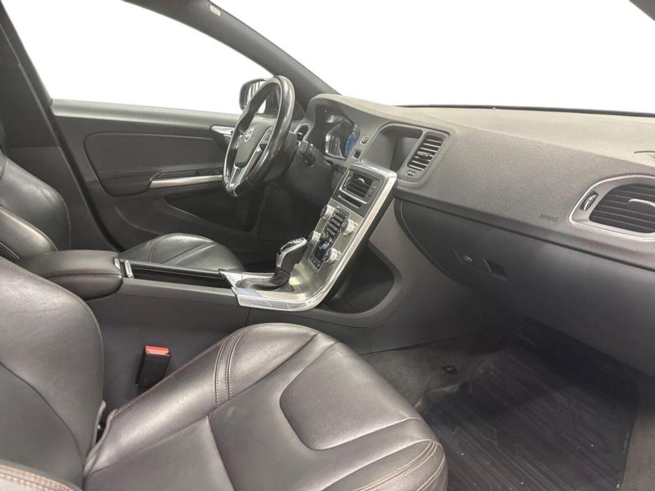 VOLVO S60 Cross Country 2016