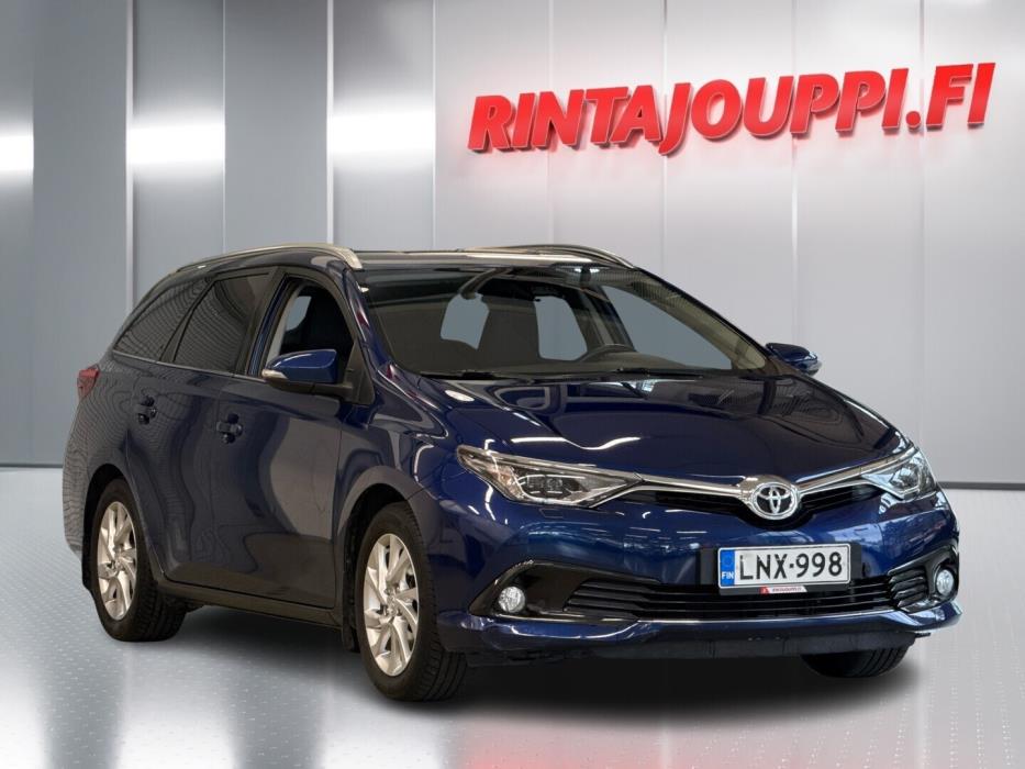 TOYOTA Auris 2017