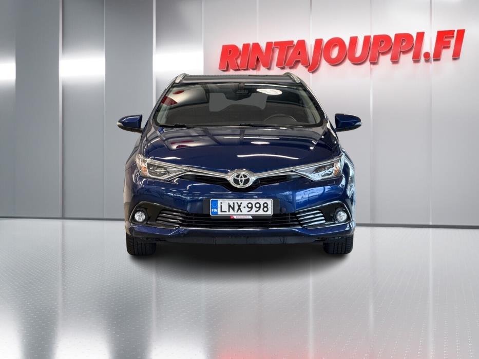 TOYOTA Auris 2017