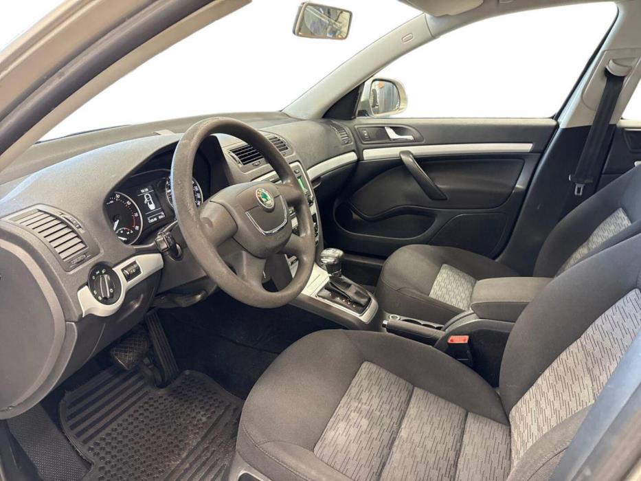 SKODA Octavia 2010