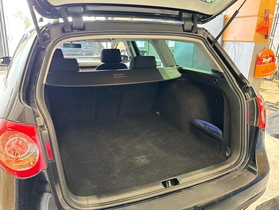 VOLKSWAGEN Passat Variant 2006