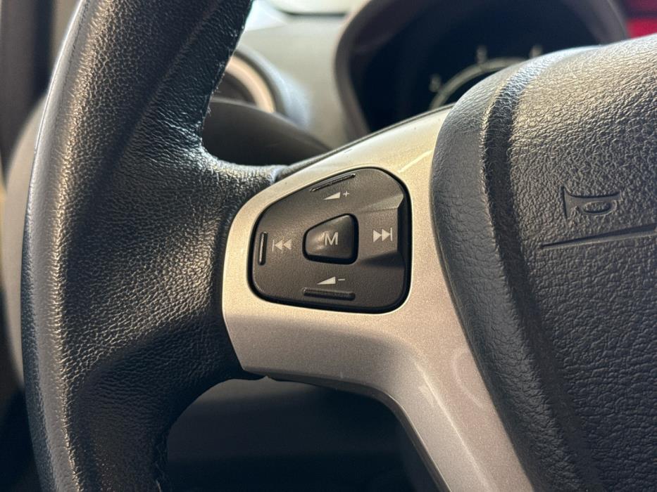 FORD Fiesta 2009