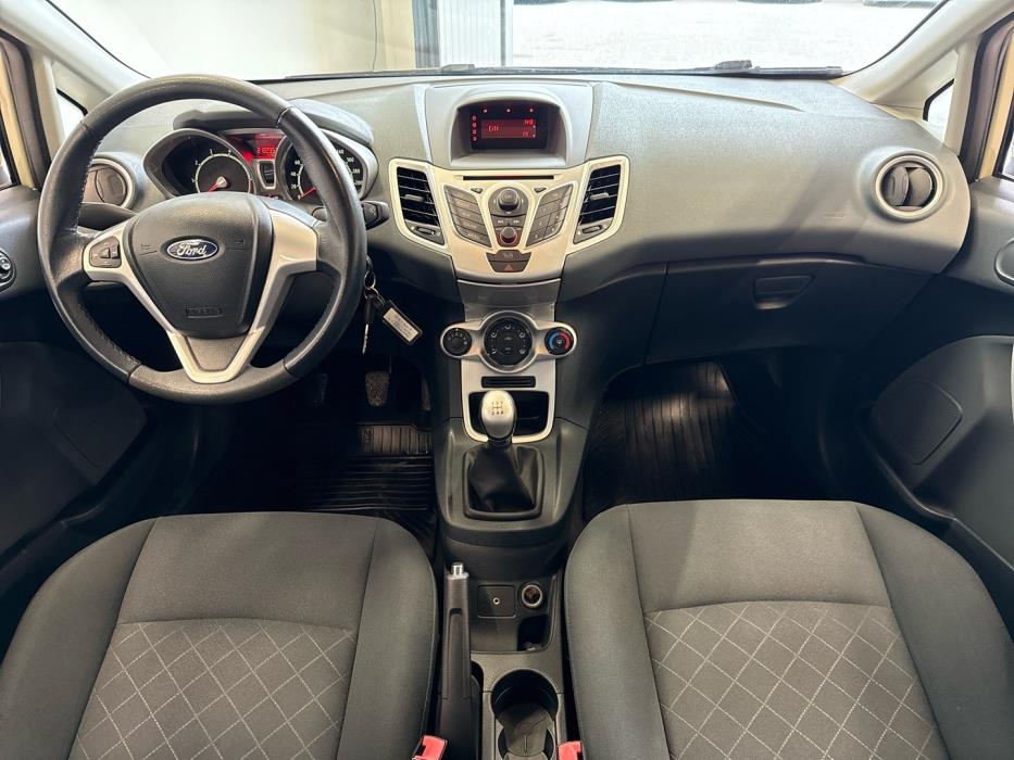 FORD Fiesta 2009