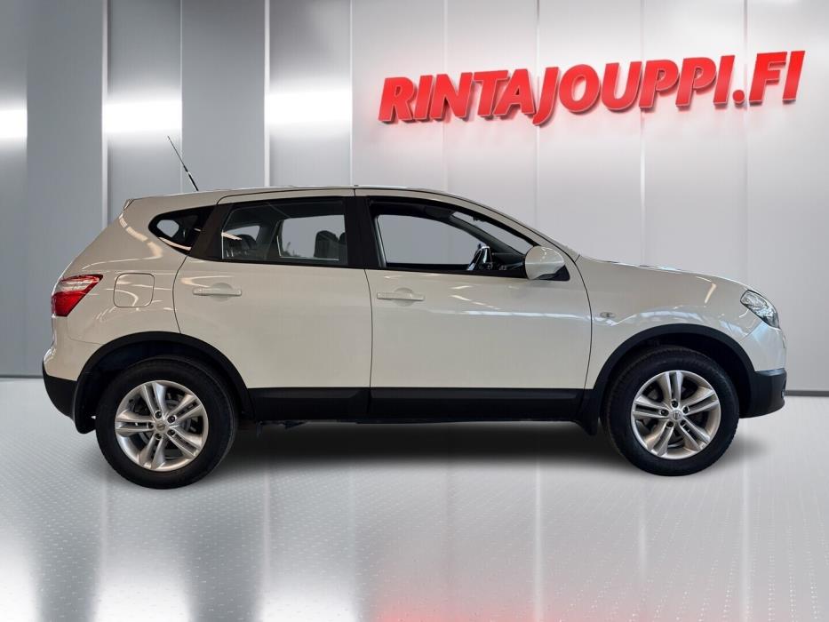 NISSAN Qashqai 2013
