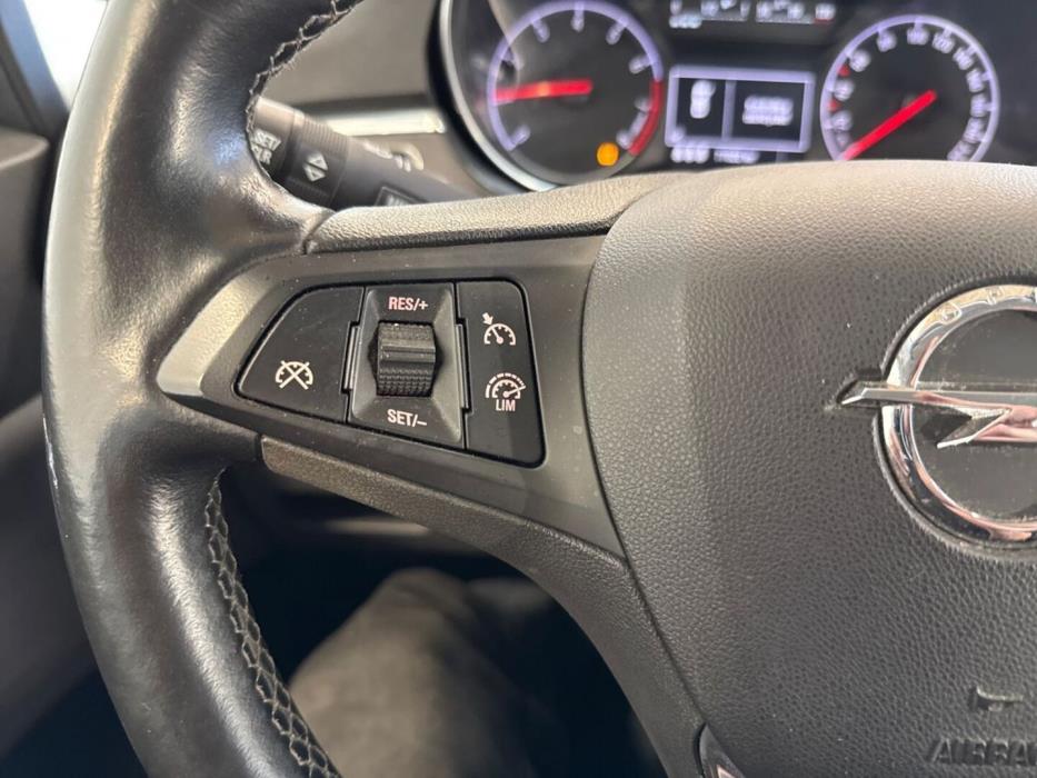 OPEL Corsa 2015