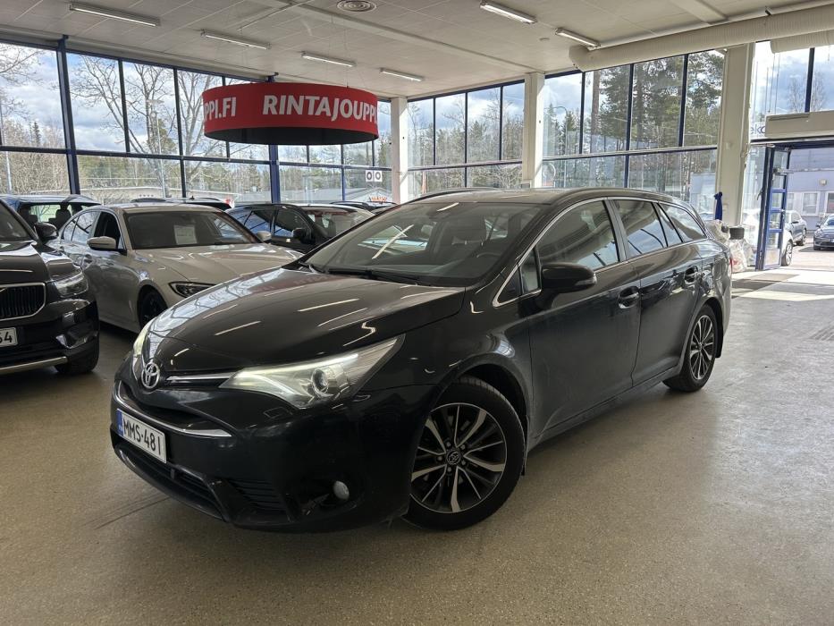 TOYOTA Avensis 2016