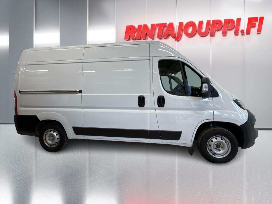 PEUGEOT Boxer 2023
