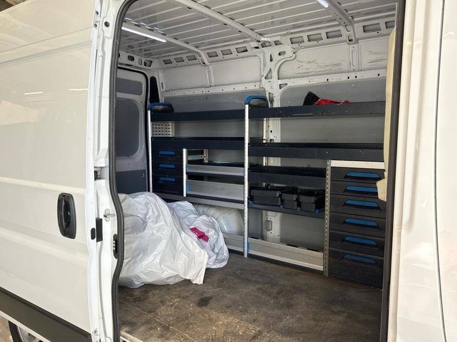 PEUGEOT Boxer 2023
