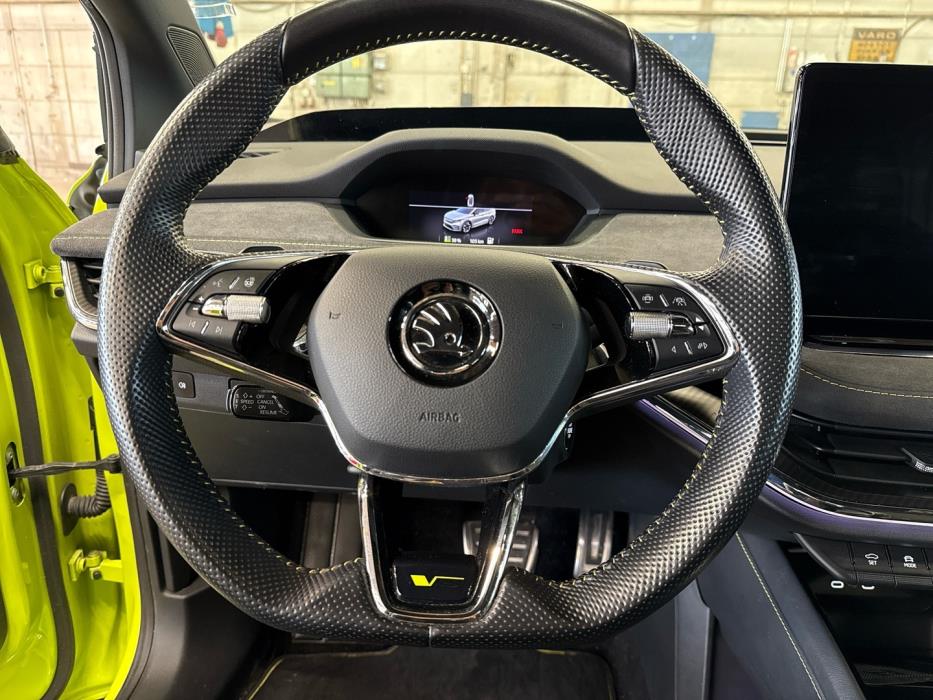 SKODA Enyaq 2022