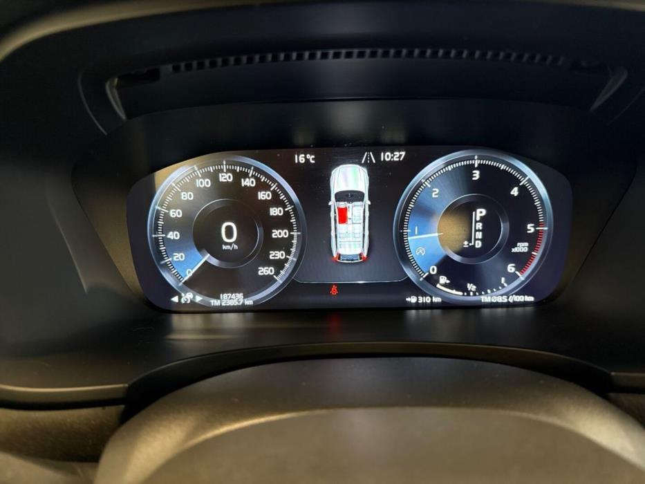 VOLVO V90 Cross Country 2017