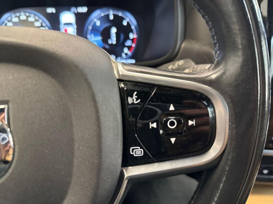 VOLVO V90 Cross Country 2017