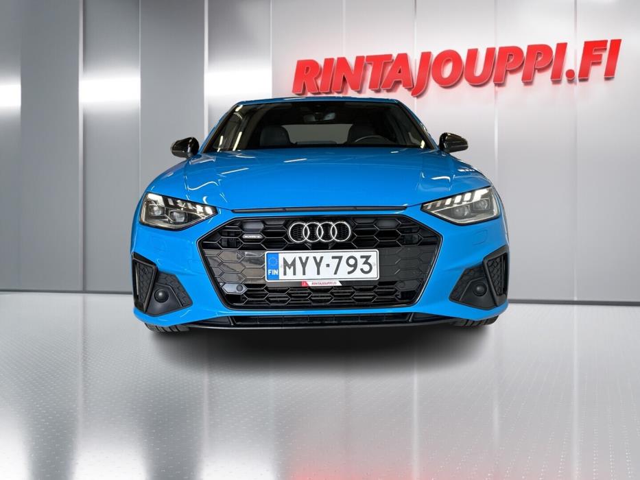AUDI A4 2021