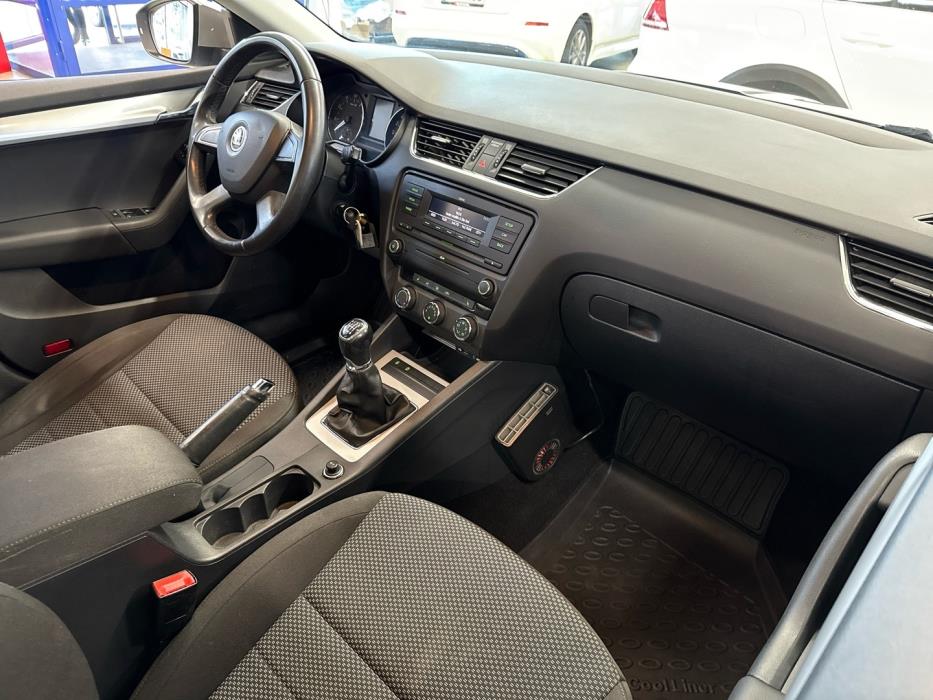 SKODA Octavia 2013