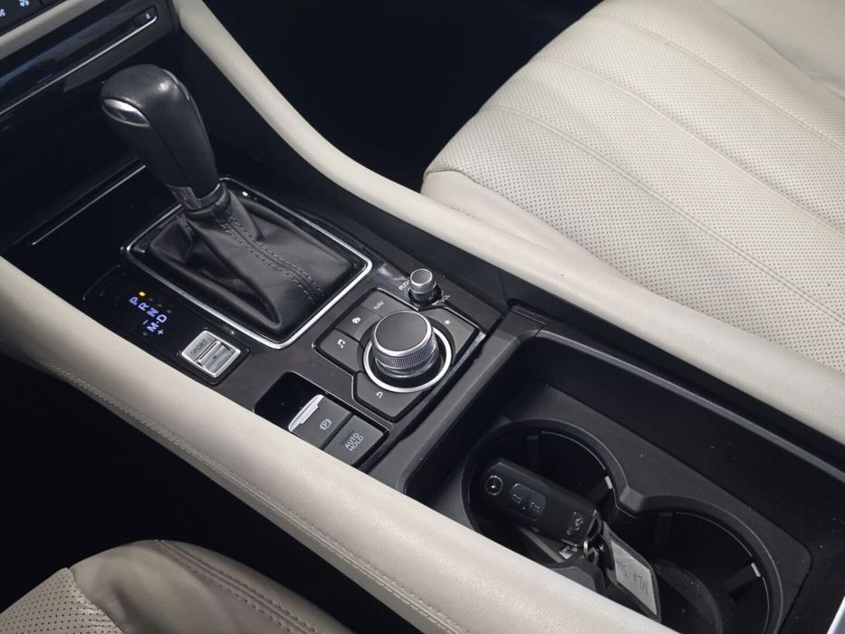 MAZDA Mazda6 2019