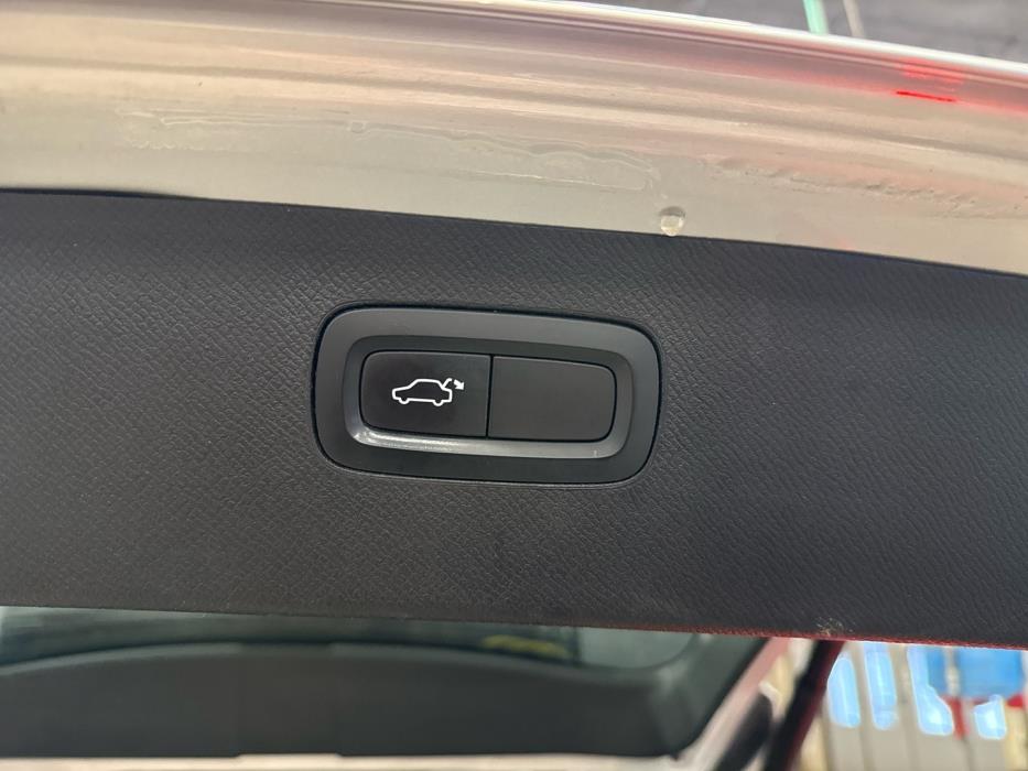 VOLVO XC90 2016