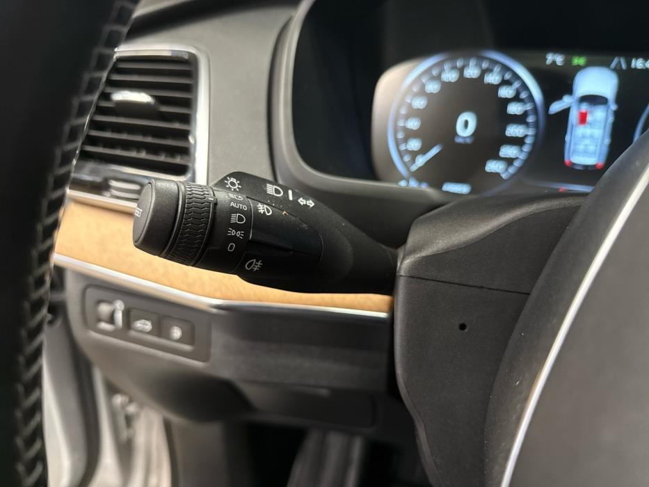 VOLVO XC90 2016