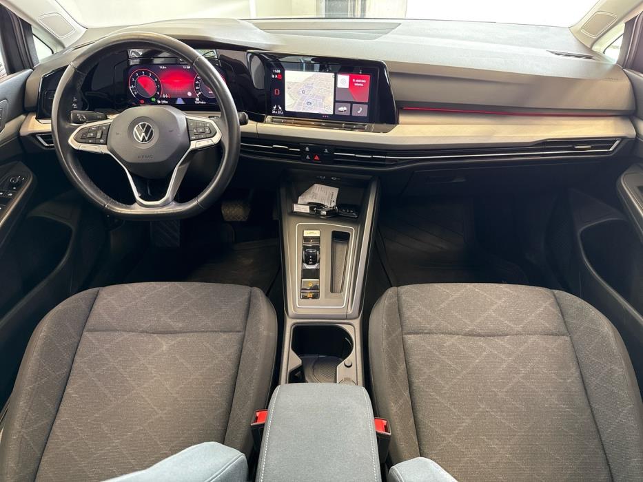 VOLKSWAGEN Golf 2021