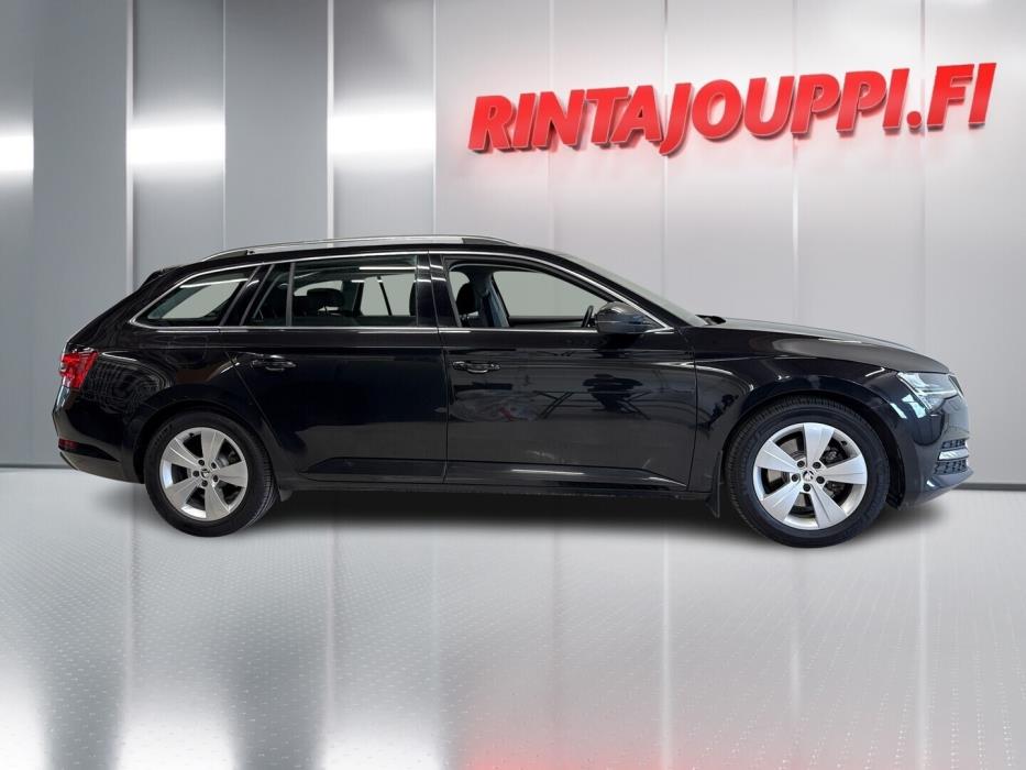 SKODA Superb 2022
