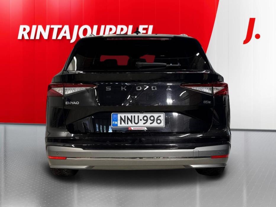 SKODA Enyaq 2025