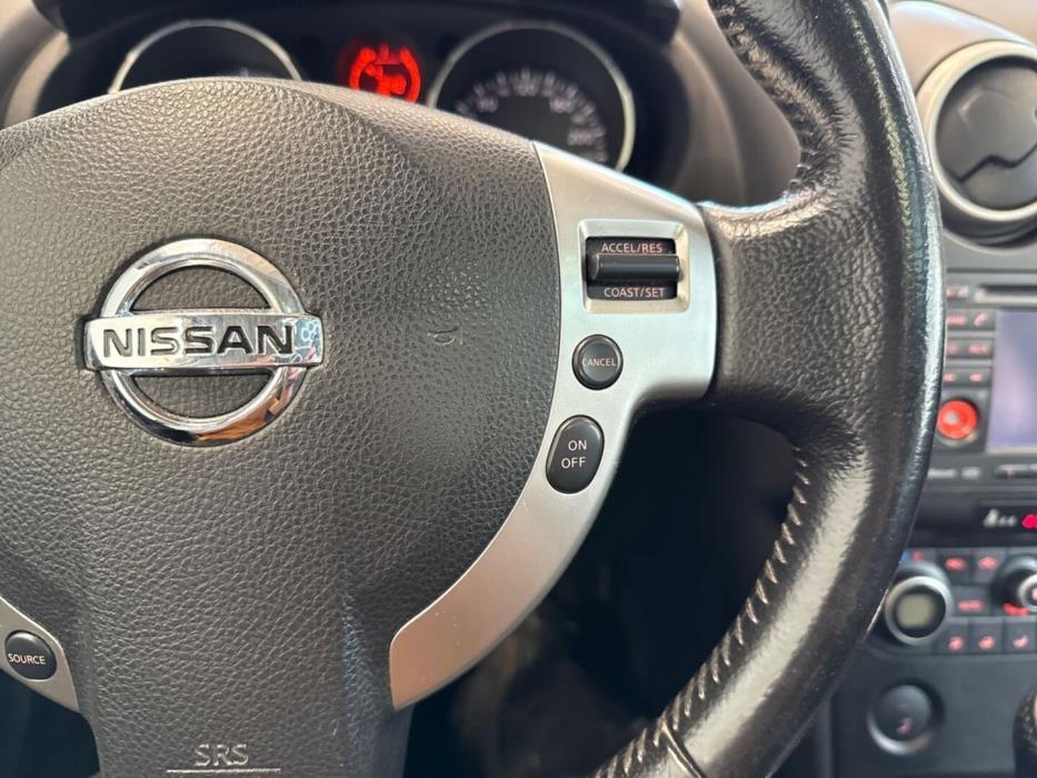 NISSAN Qashqai 2010