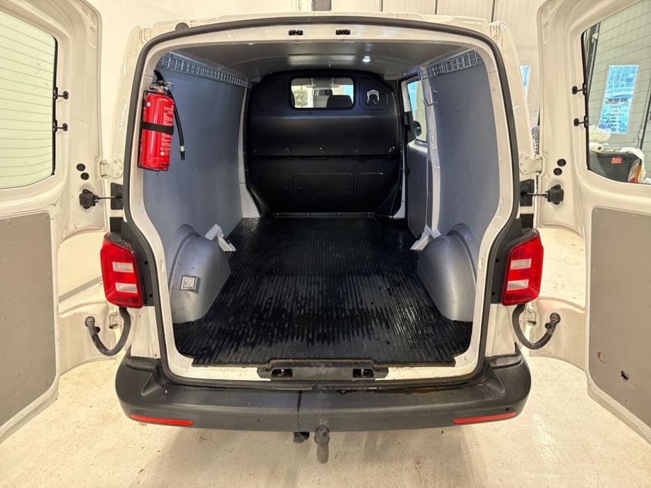 VOLKSWAGEN Transporter 2017