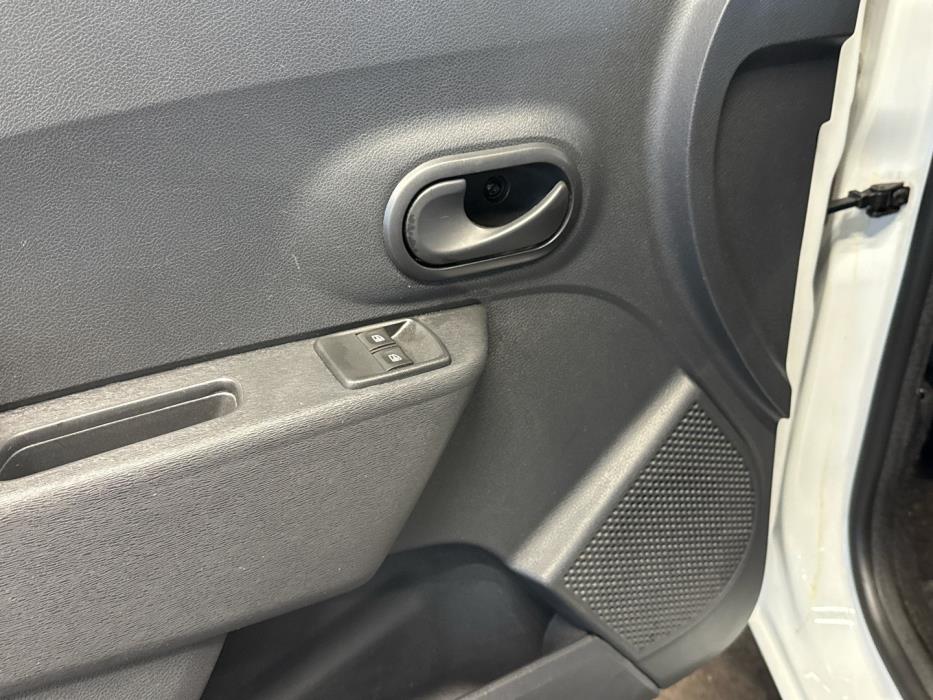 DACIA Dokker Van 2017