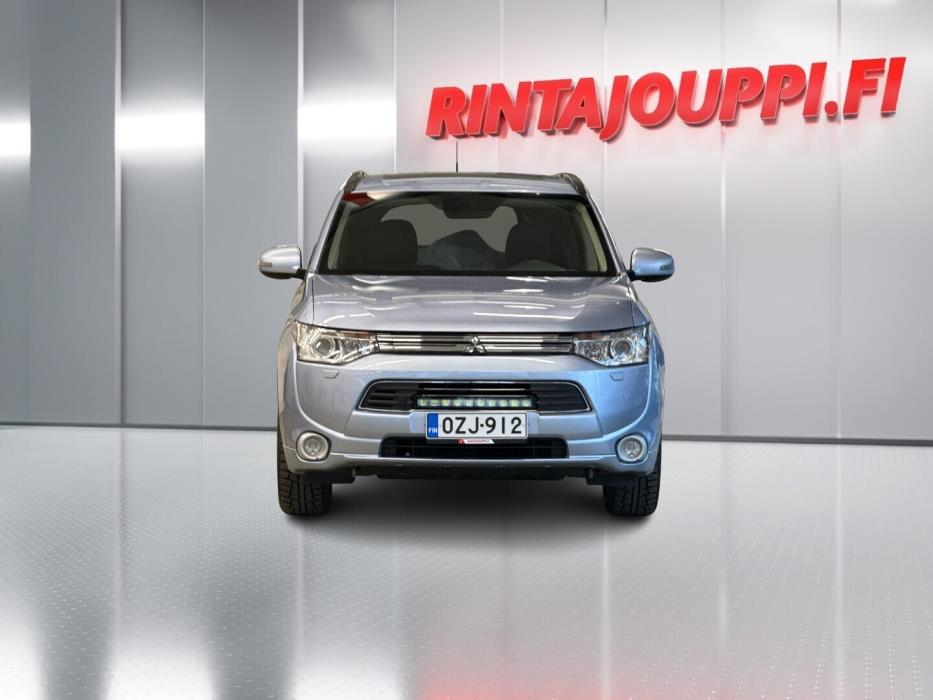 MITSUBISHI Outlander PHEV 2014