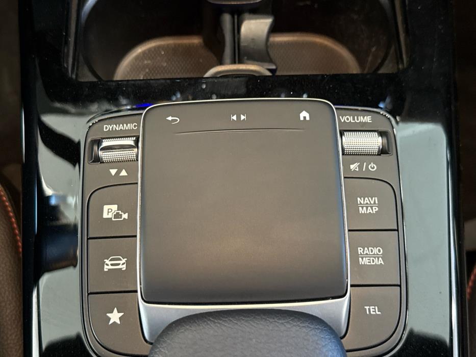 MERCEDES-BENZ CLA 2021