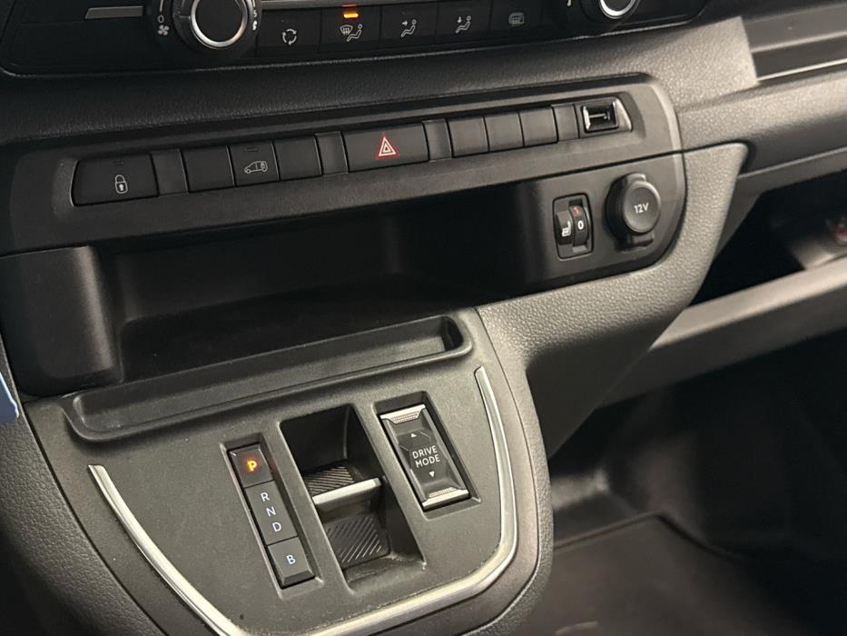 PEUGEOT e-Expert 2023