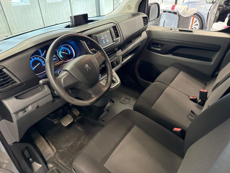 PEUGEOT e-Expert 2023