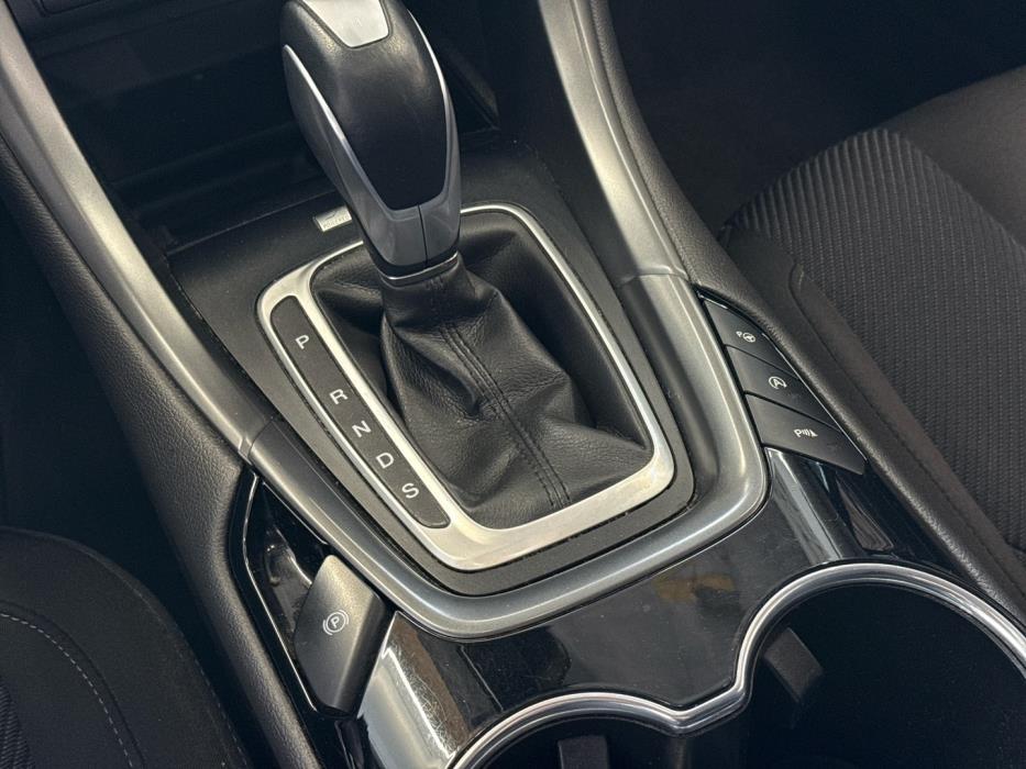 FORD Mondeo 2016