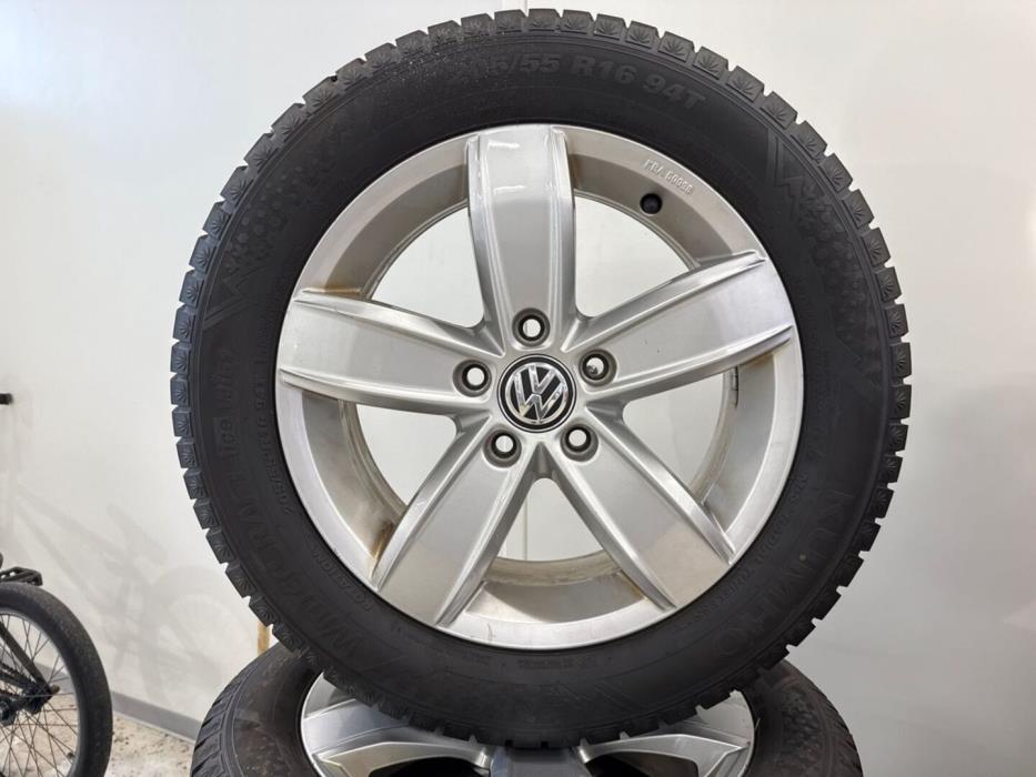 VOLKSWAGEN Golf 2018