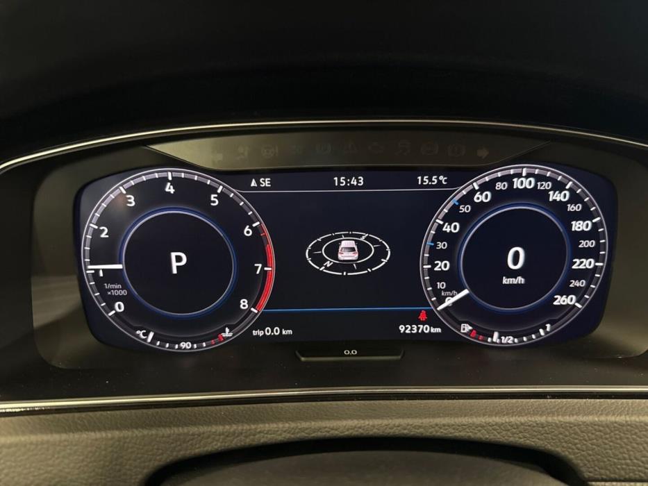 VOLKSWAGEN Golf 2018