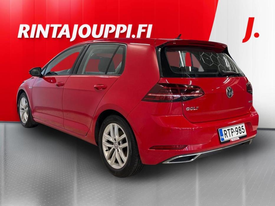 VOLKSWAGEN Golf 2018