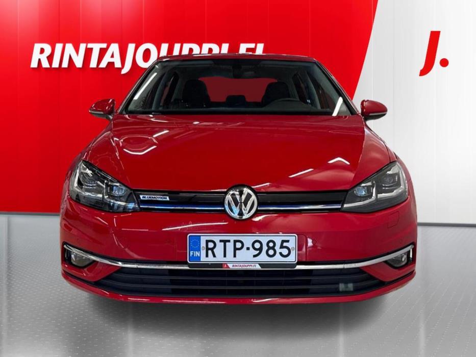 VOLKSWAGEN Golf 2018