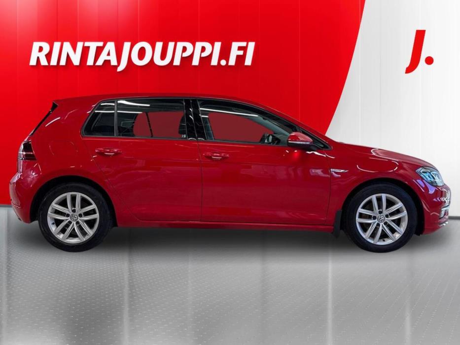VOLKSWAGEN Golf 2018