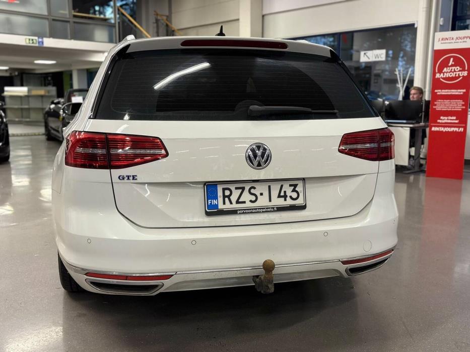 VOLKSWAGEN Passat 2017