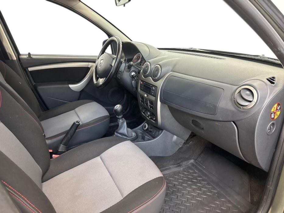 DACIA Duster 2013