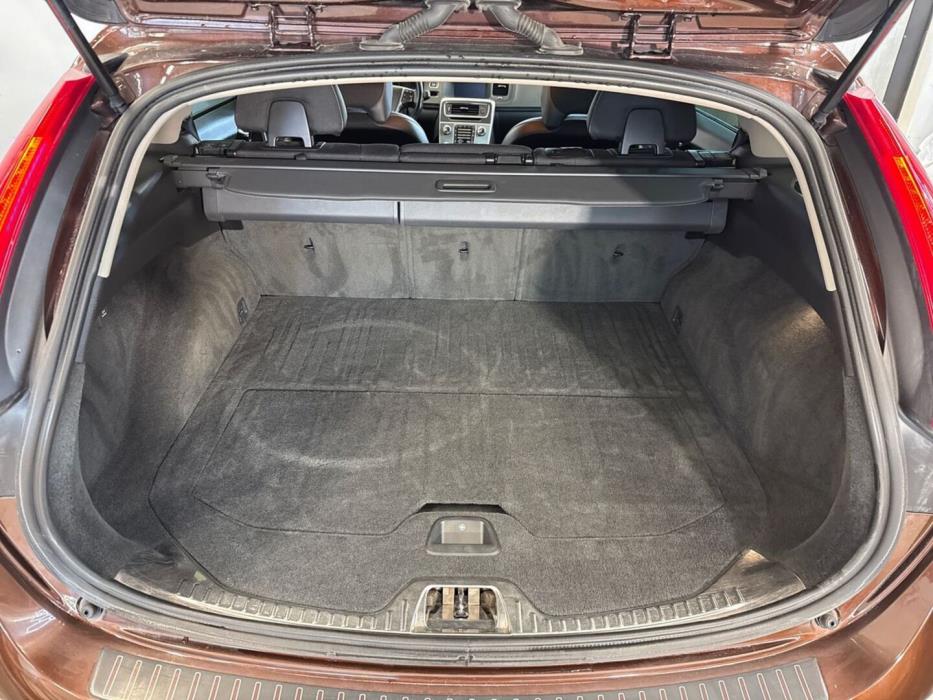 VOLVO V60 Cross Country 2015